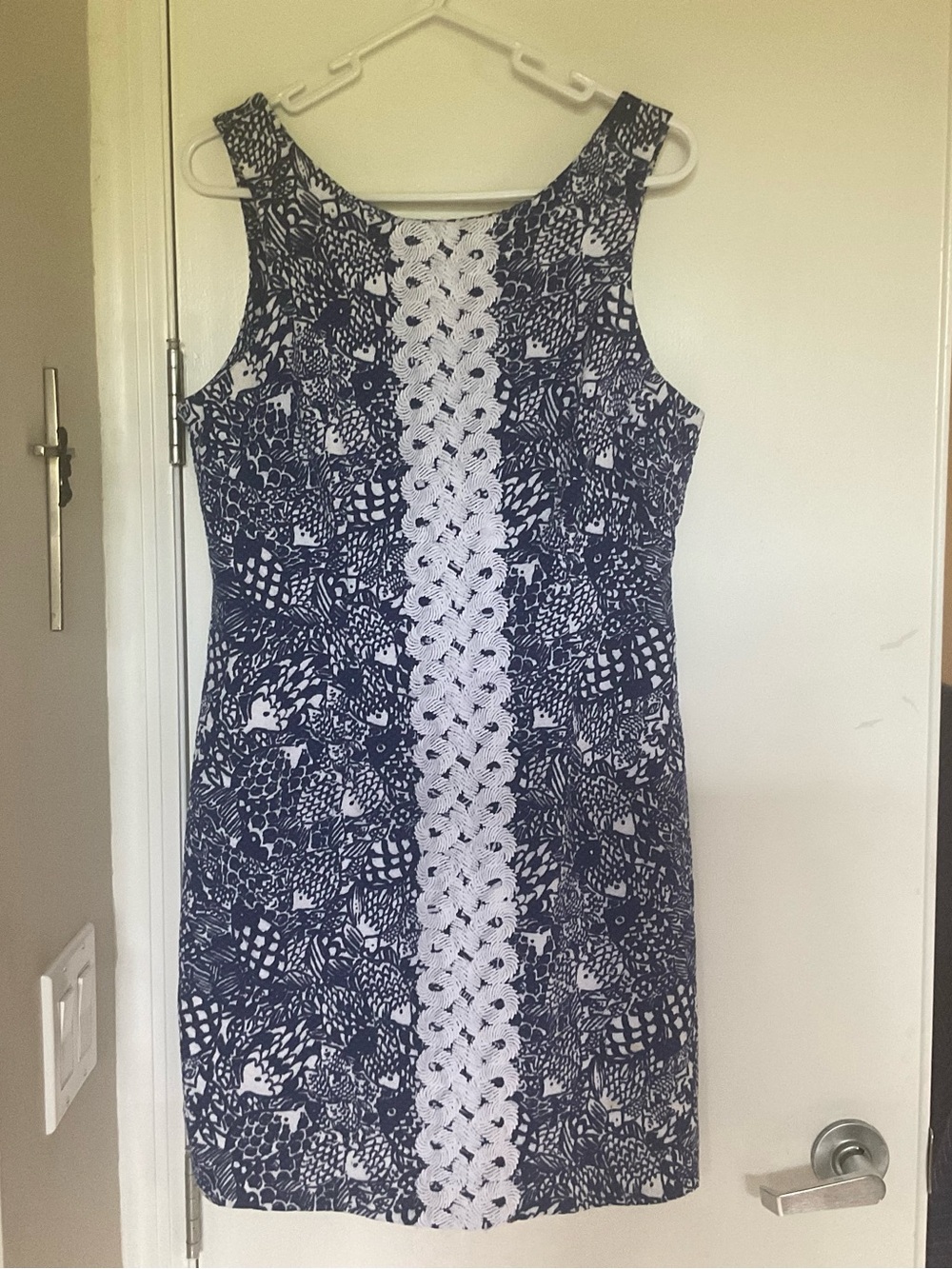 Lilly Pulitzer Navy & White Sleeveless Lace-Panel Sheath Dress